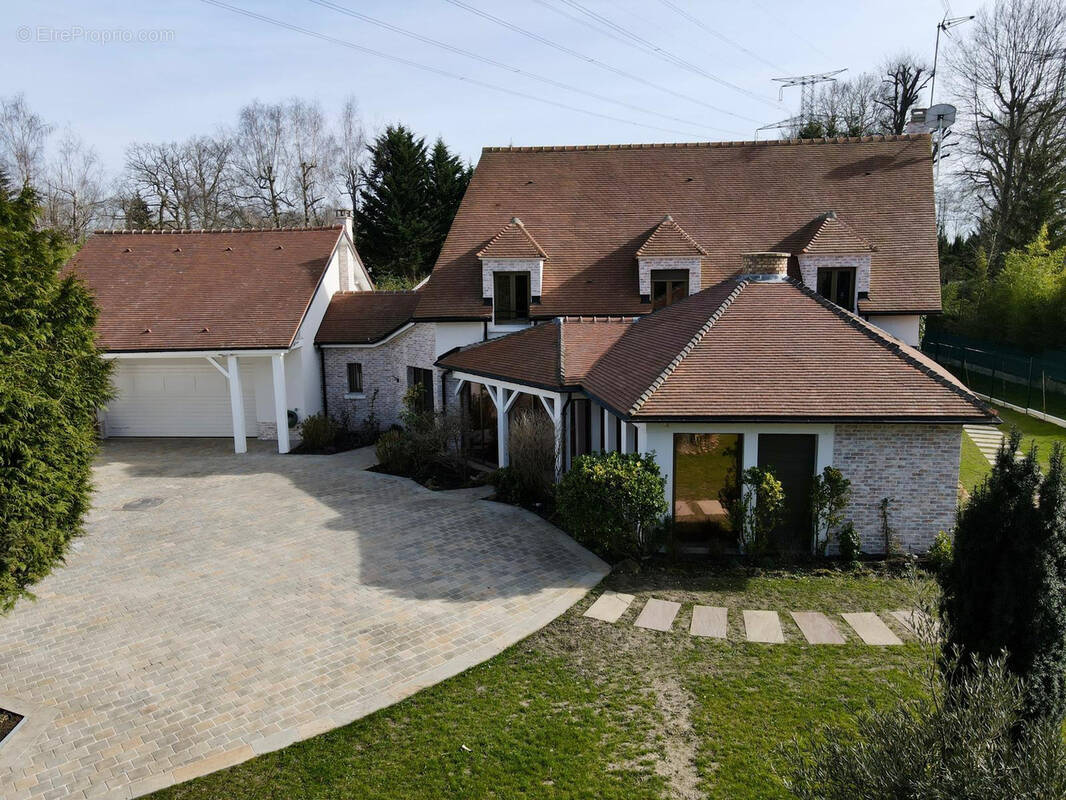 Maison à POMPONNE