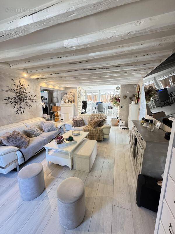 Maison à ROZAY-EN-BRIE