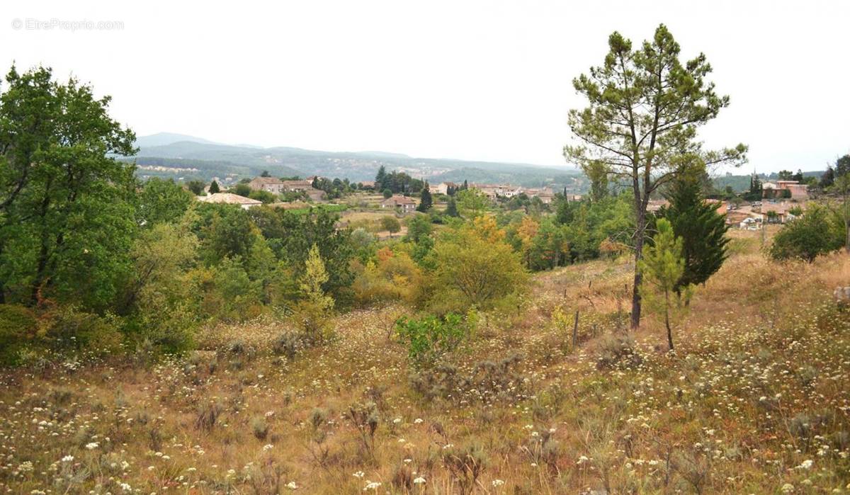 Terrain à JOYEUSE