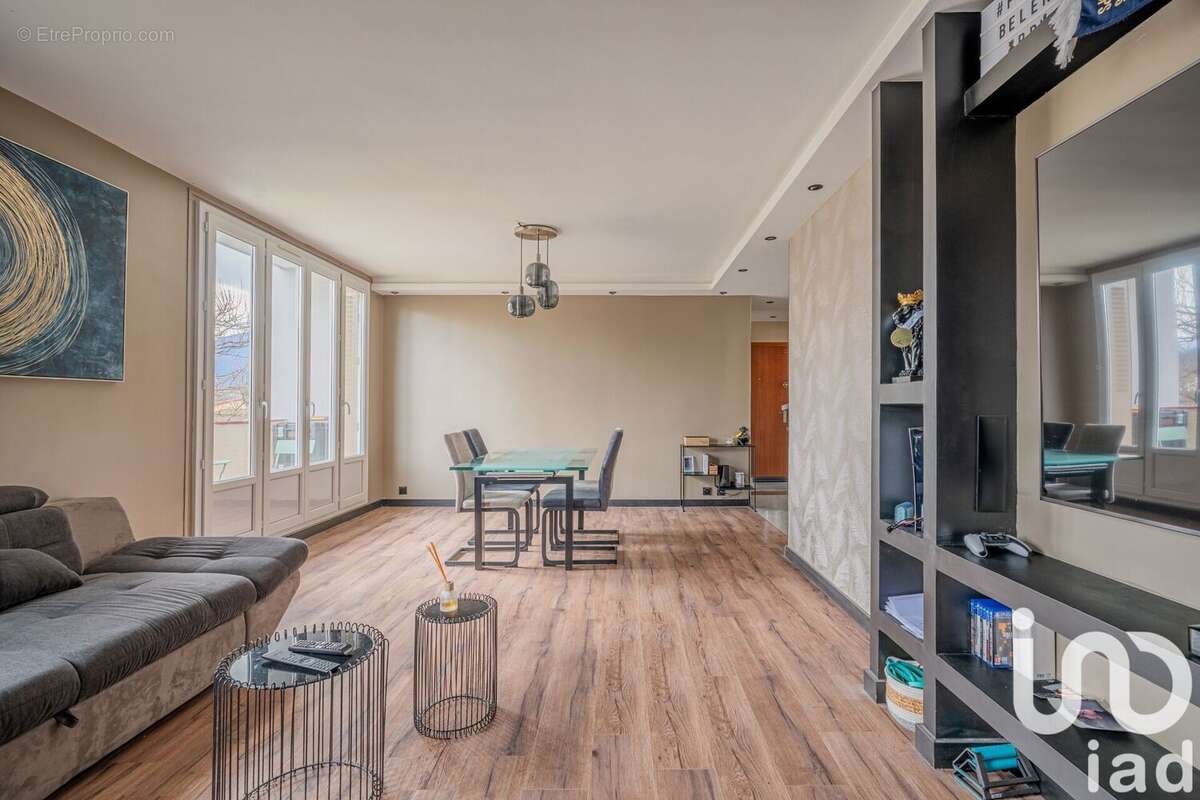 Photo 4 - Appartement à LE PONT-DE-CLAIX