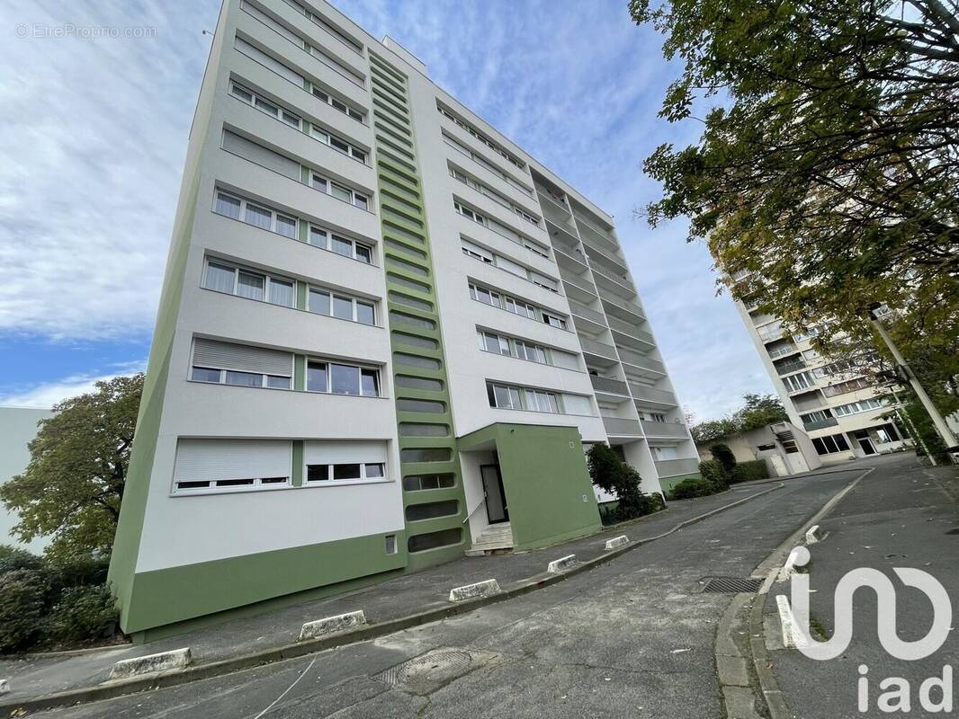Photo 1 - Appartement à ROSNY-SOUS-BOIS