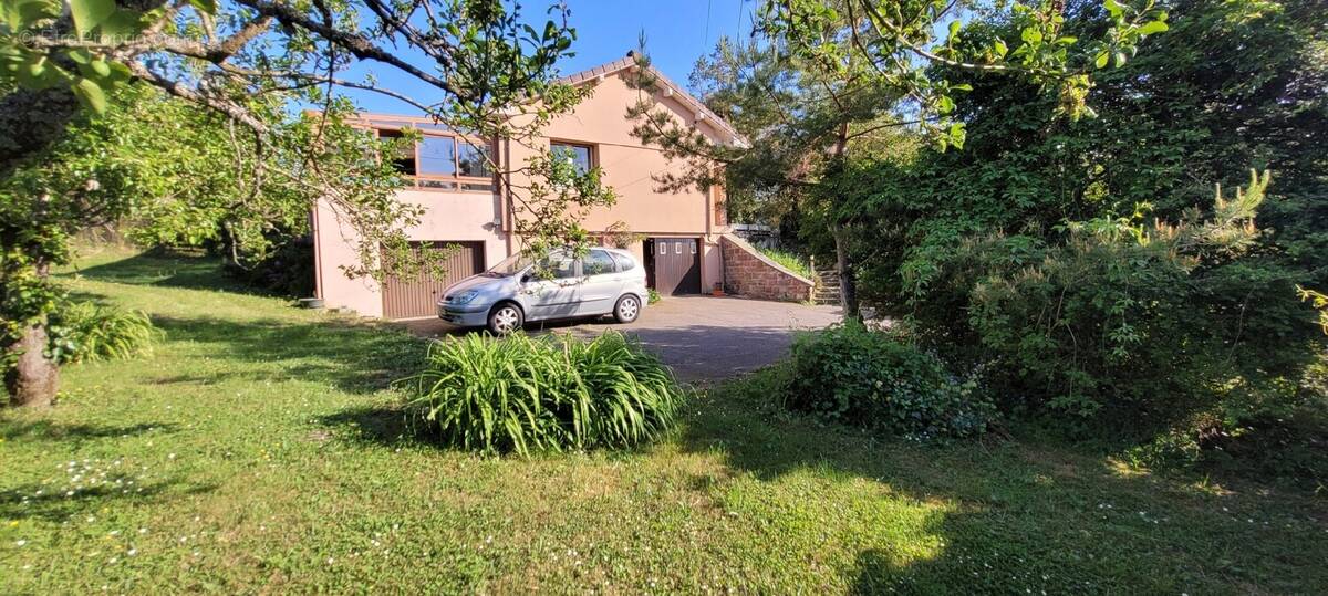 Maison à CHATEAU-SALINS