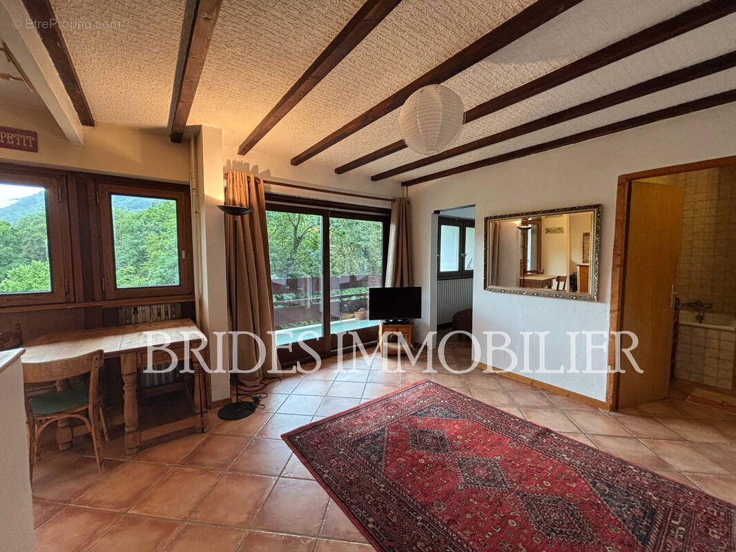 Appartement à SALINS-LES-THERMES