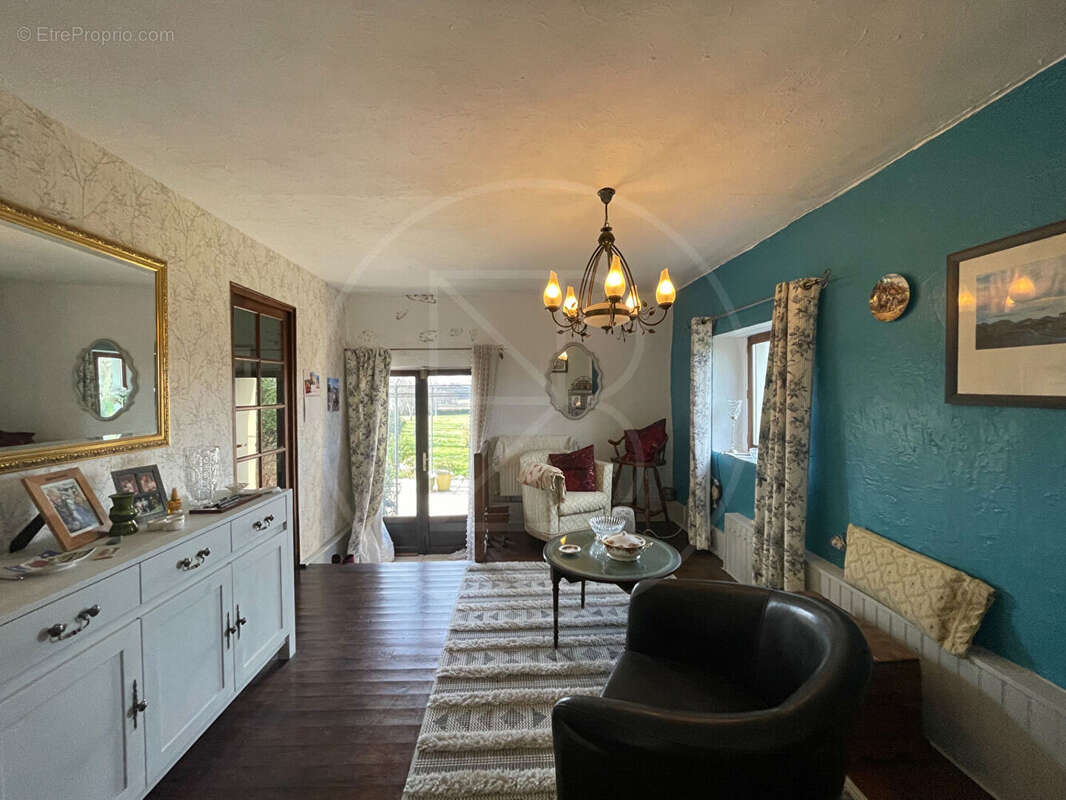 Maison à SAUVETERRE-DE-GUYENNE