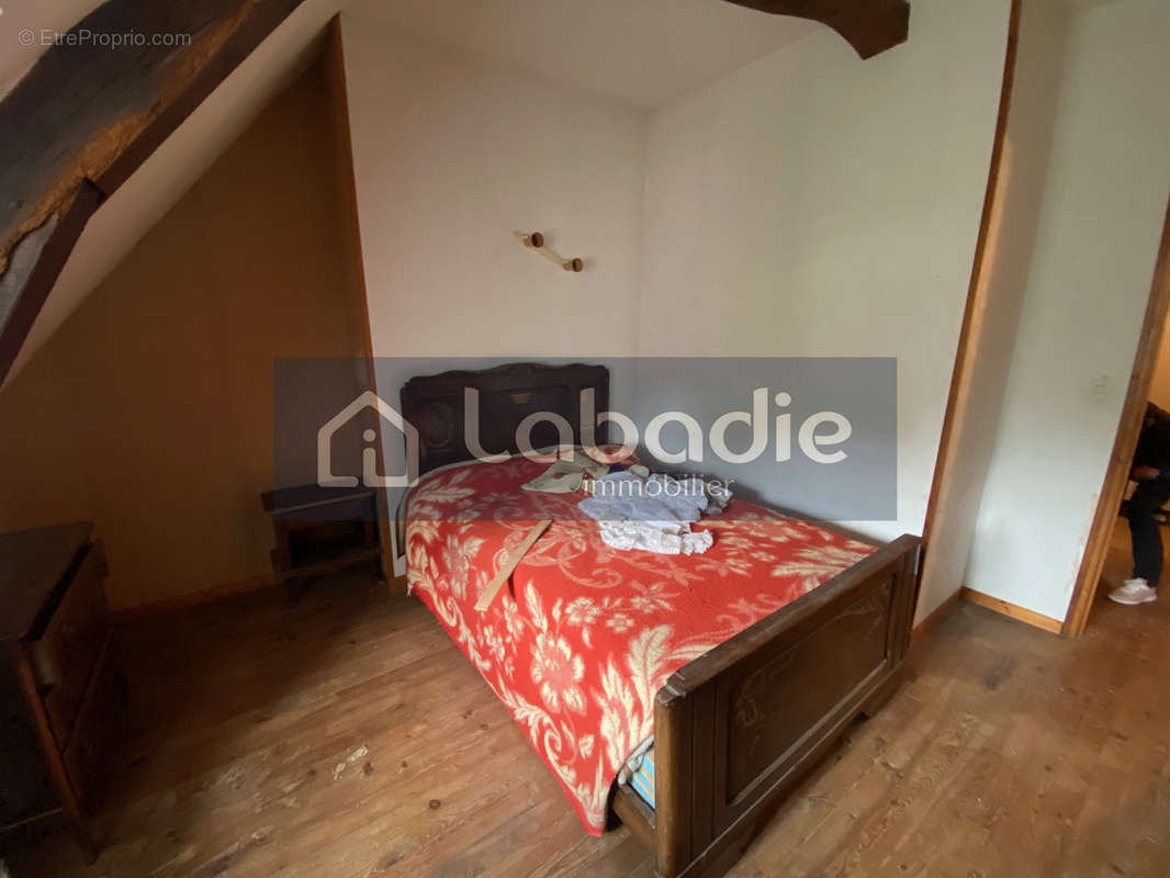 Appartement à SAINT-SEVER-CALVADOS