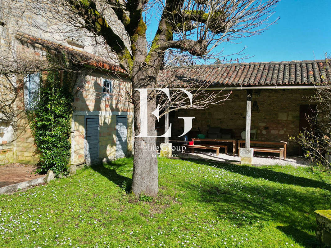 Maison à TOUVRE