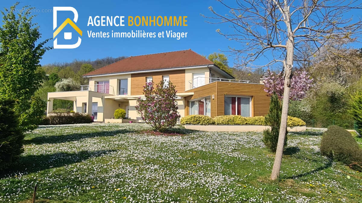 Maison à LIMAY