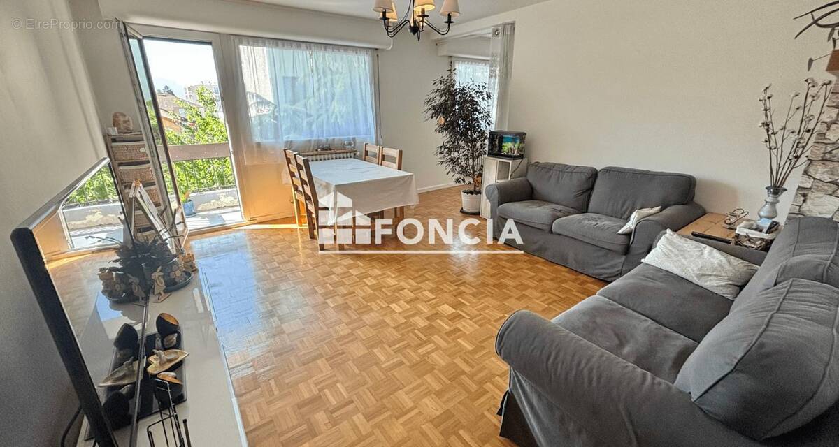 Appartement à AIX-LES-BAINS
