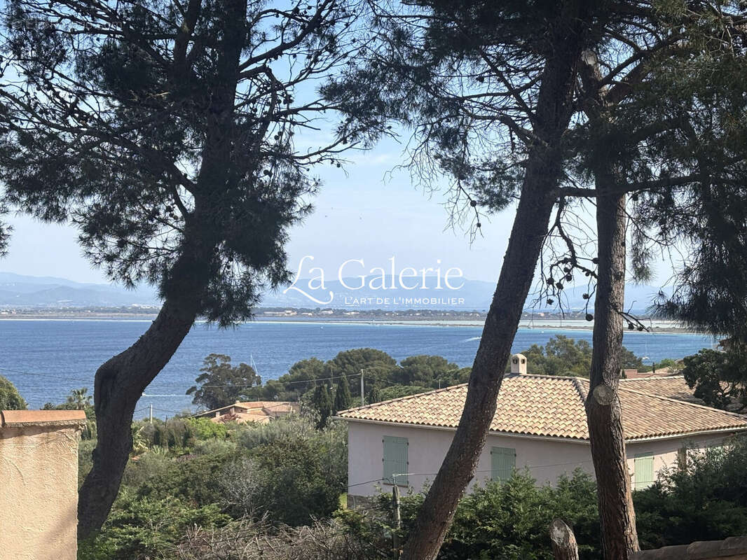 Appartement à HYERES