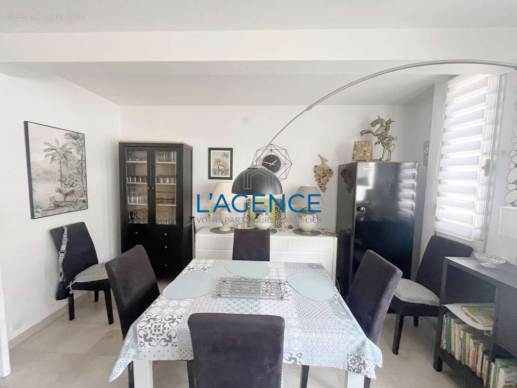Appartement à HYERES