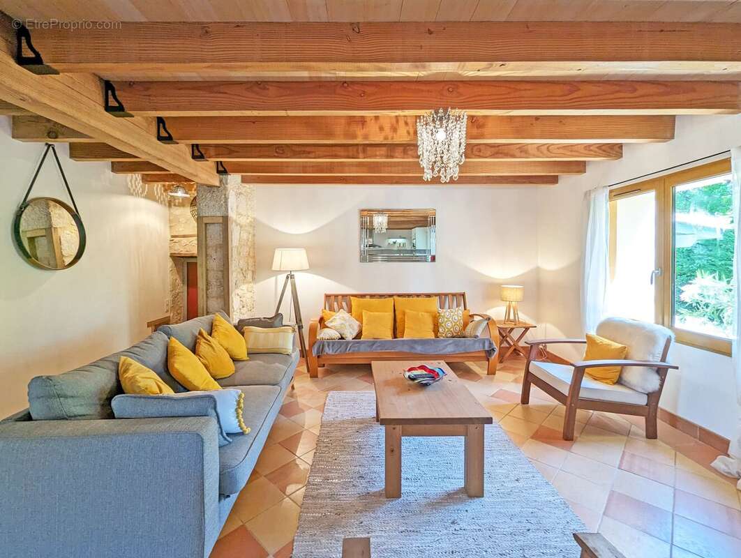 Maison à EYMET
