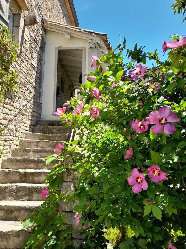 Maison à POMPIGNAN