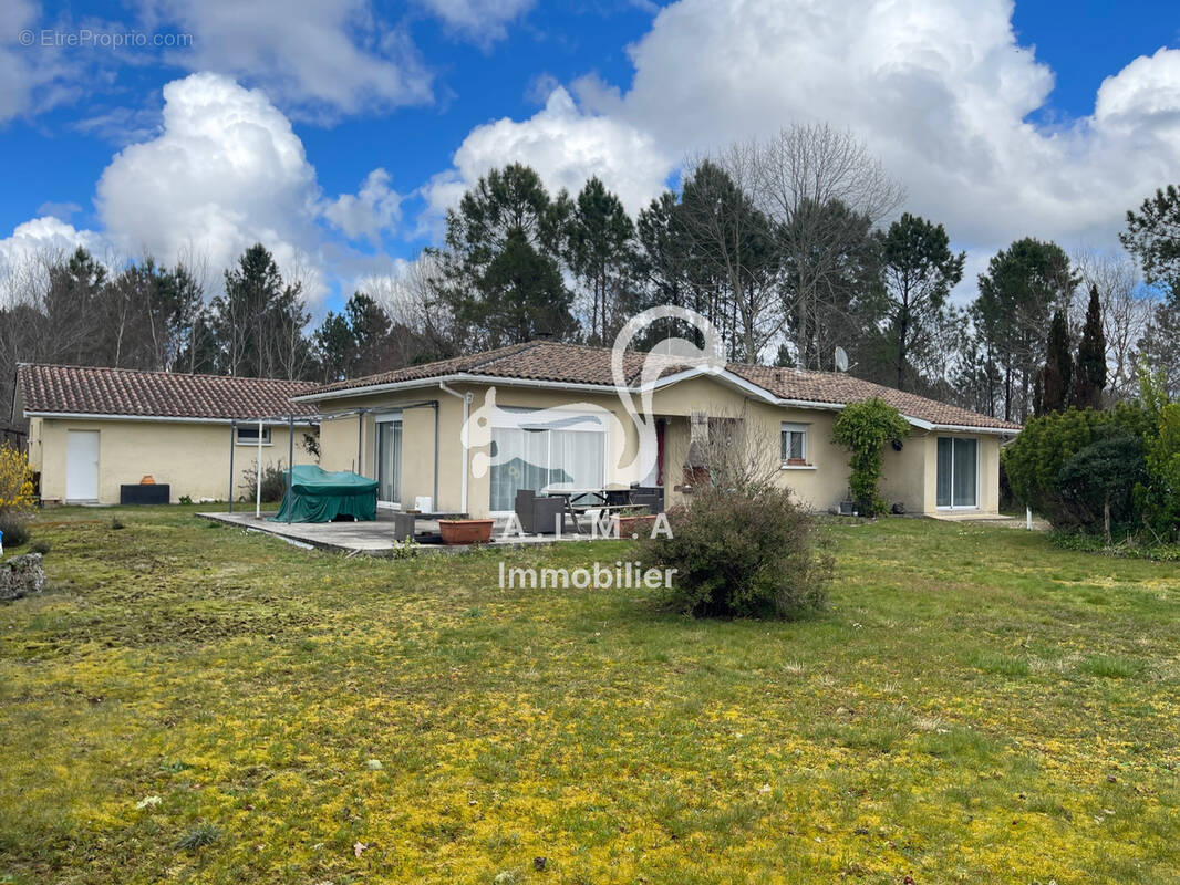 Maison à MIOS