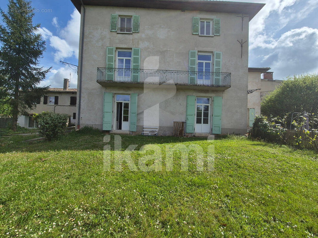 Appartement à PONT-EVEQUE