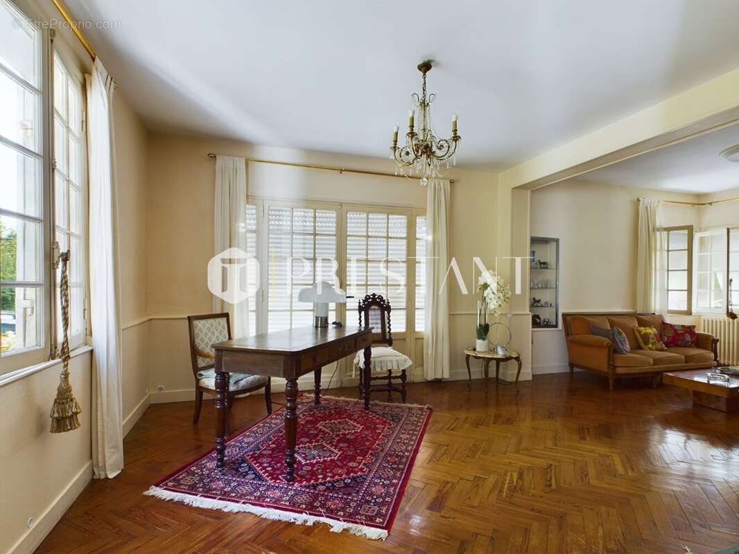 Maison à CENAC