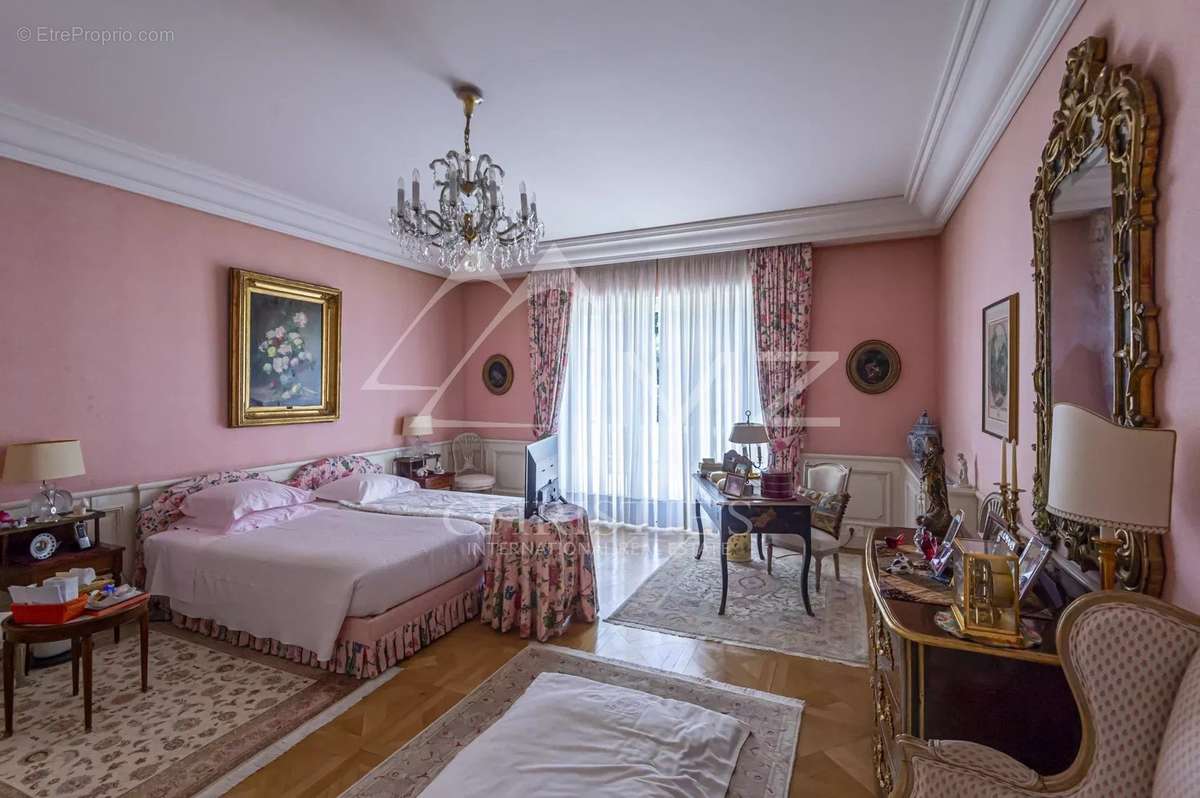 Maison à ANTIBES