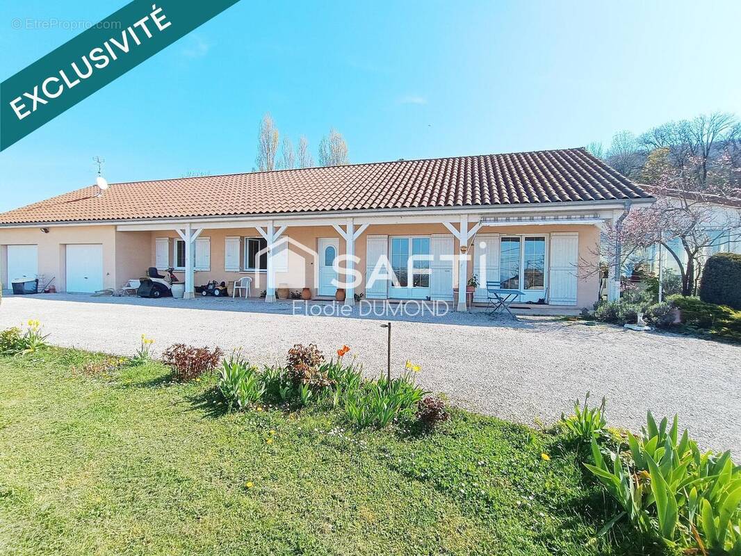 Photo 1 - Maison à SAINT-AMOUR