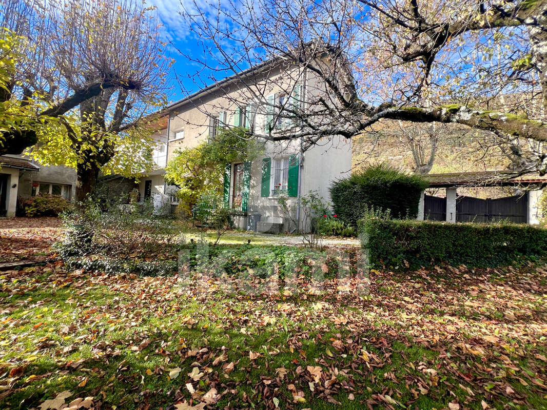 Maison à VIF