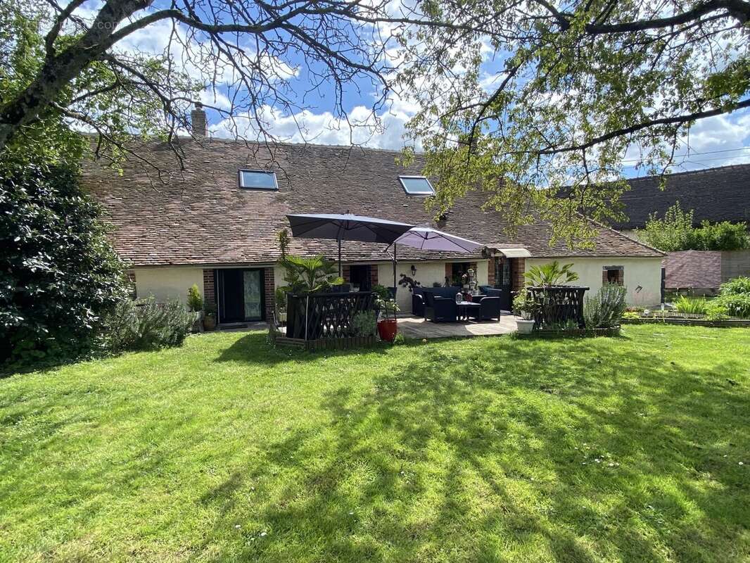 Maison à COURTENAY