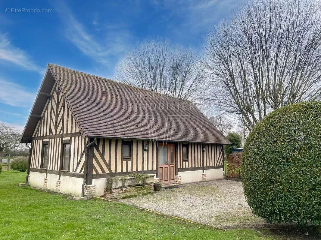 Maison à BEUVRON-EN-AUGE