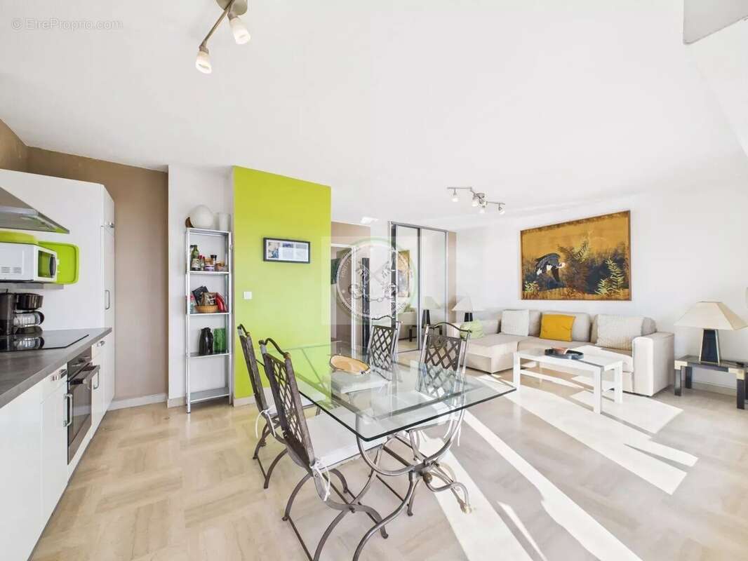 Appartement à SAINT-RAPHAEL