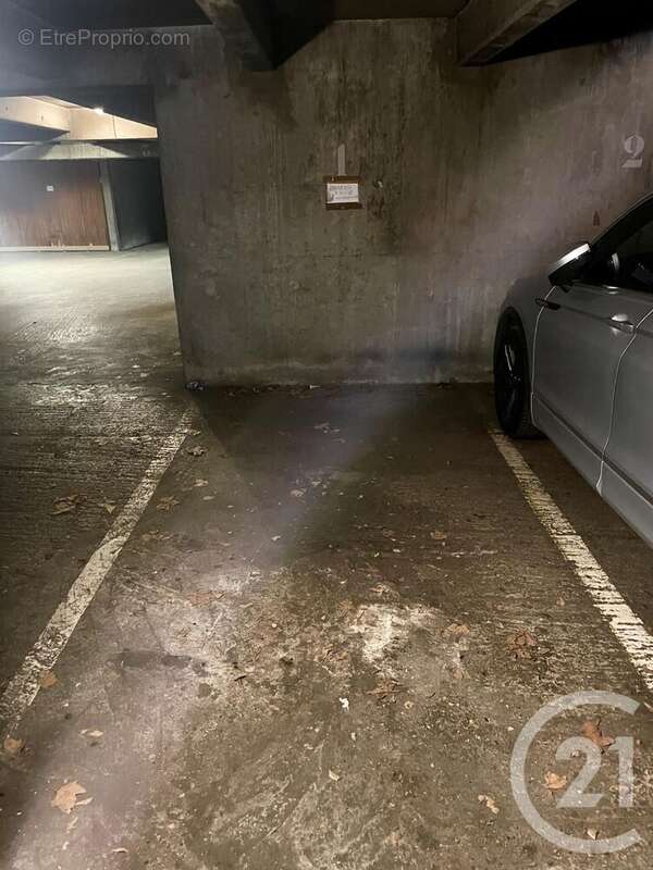 Parking à LYON-3E