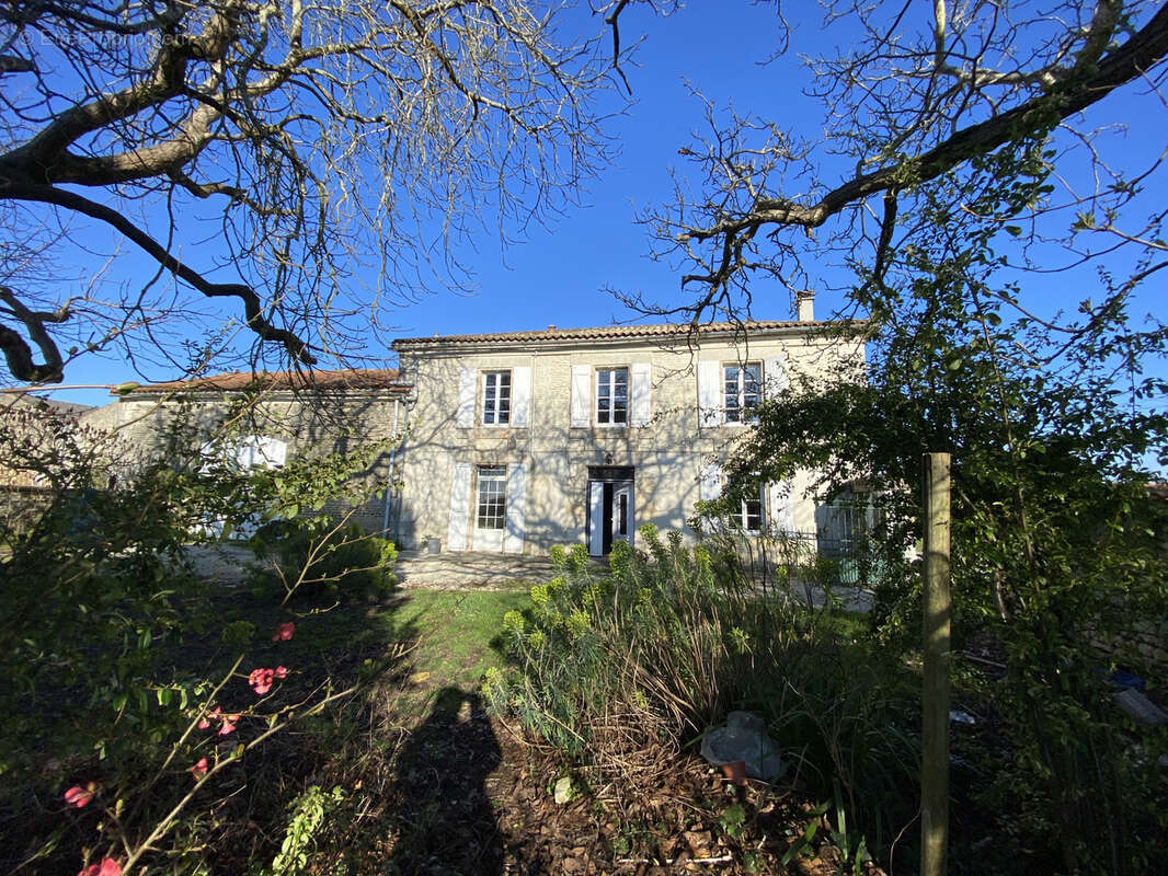Maison à VINDELLE