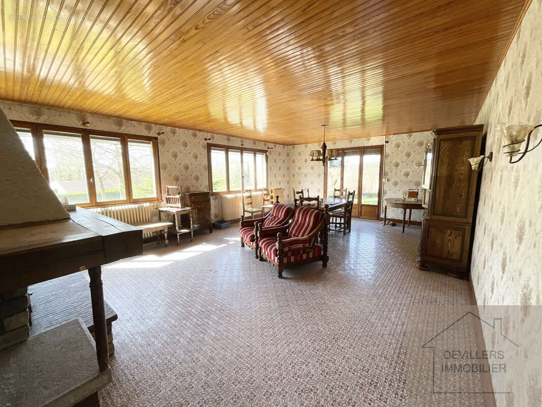 Appartement à NANCRAY