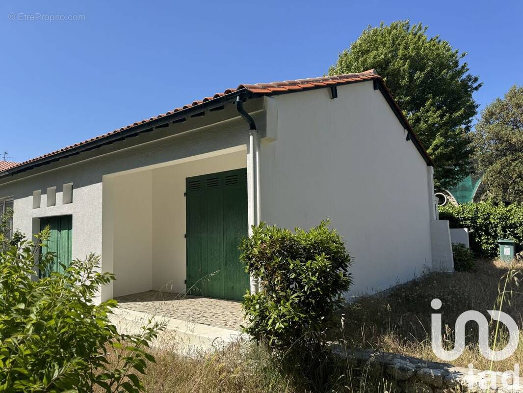 Photo 1 - Maison à SAINT-GEORGES-DE-DIDONNE