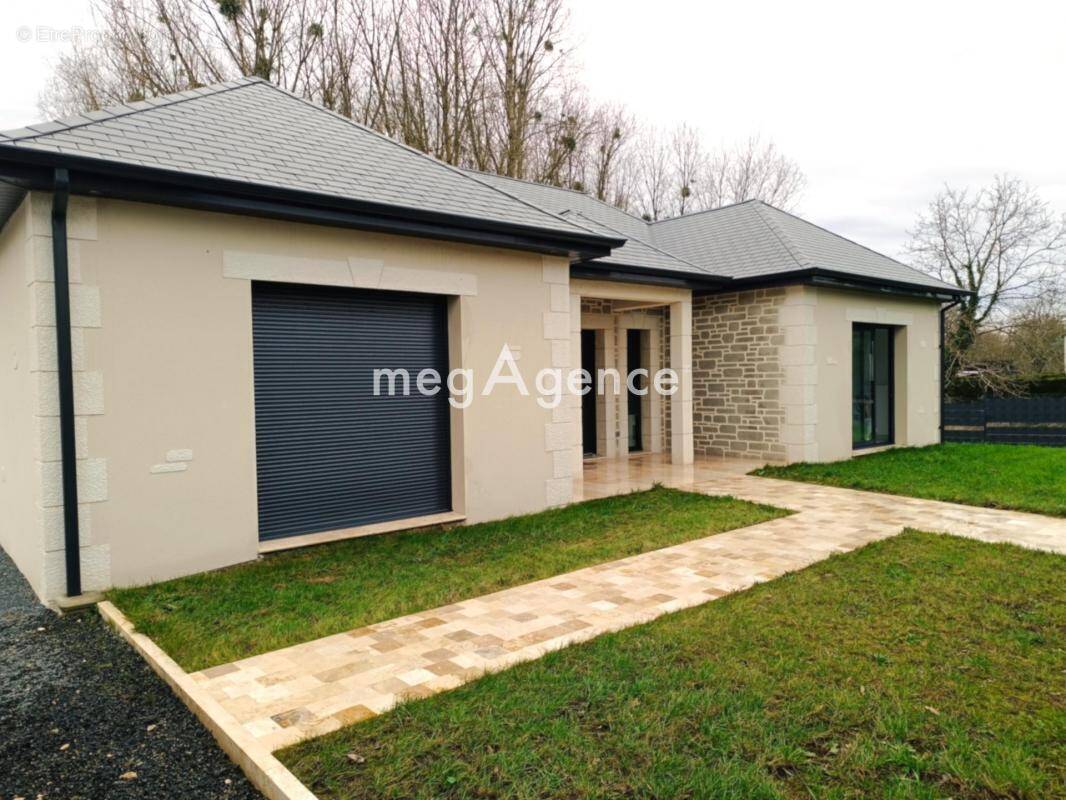 Maison à CONTRES