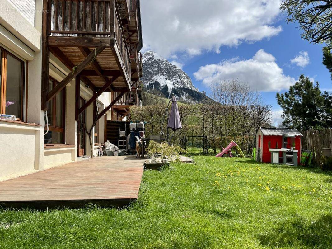 Appartement à TALLOIRES