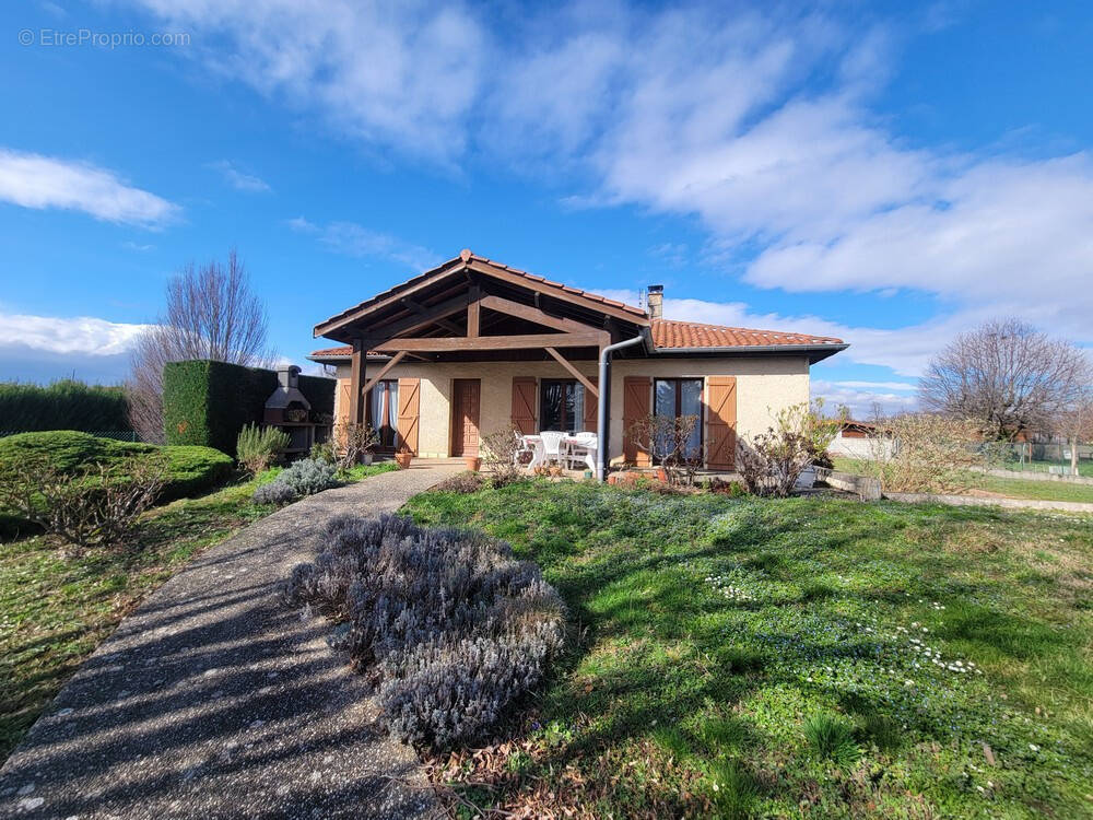 Maison à BEAUREPAIRE