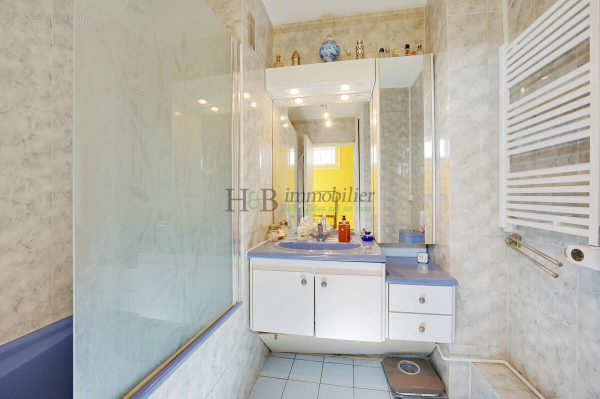 Appartement à MAISONS-ALFORT