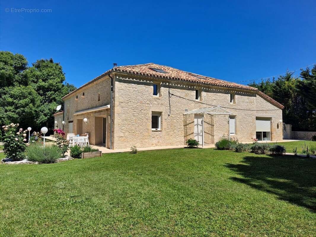 Maison à LECTOURE