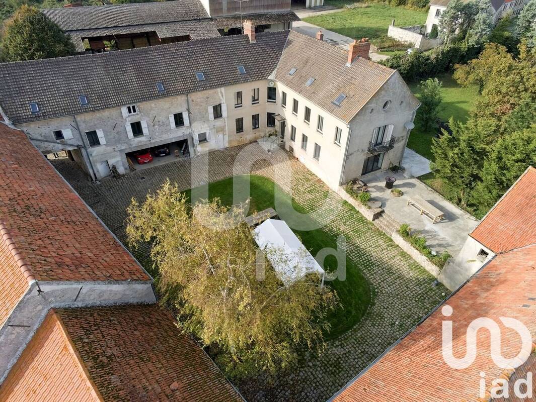 Photo 1 - Maison à LIZY-SUR-OURCQ