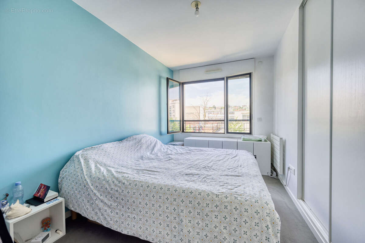 Appartement à SURESNES