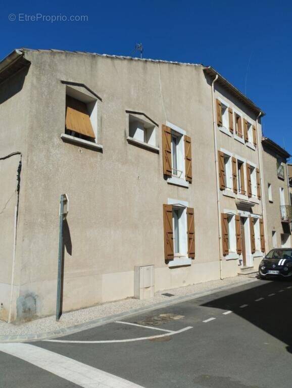 Maison à COURSAN