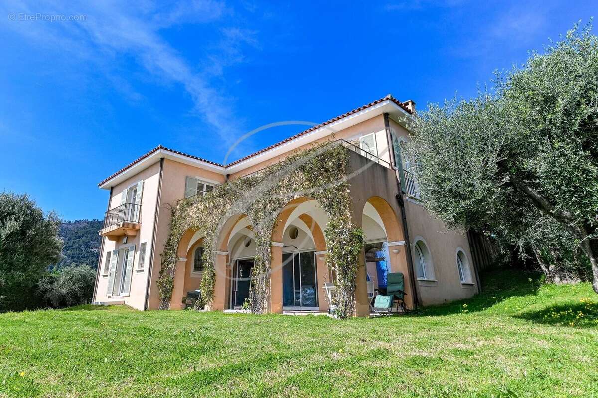 Maison à MENTON