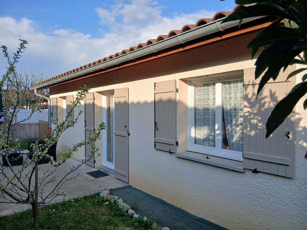 Maison à CHARVIEU-CHAVAGNEUX
