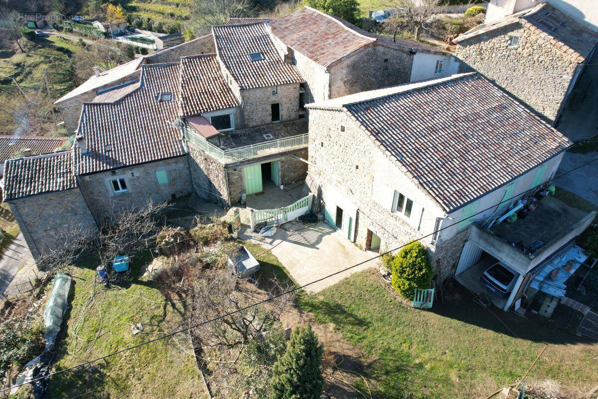 Maison à CHAZEAUX