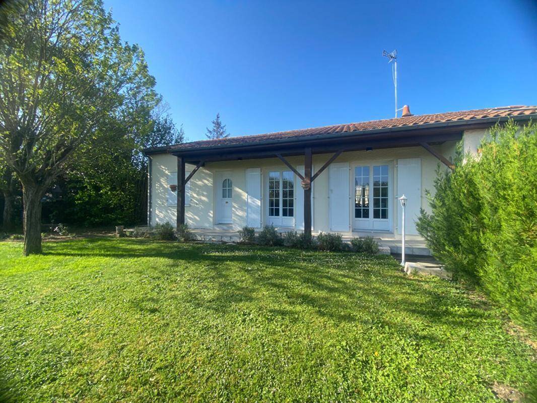 Maison à AIFFRES