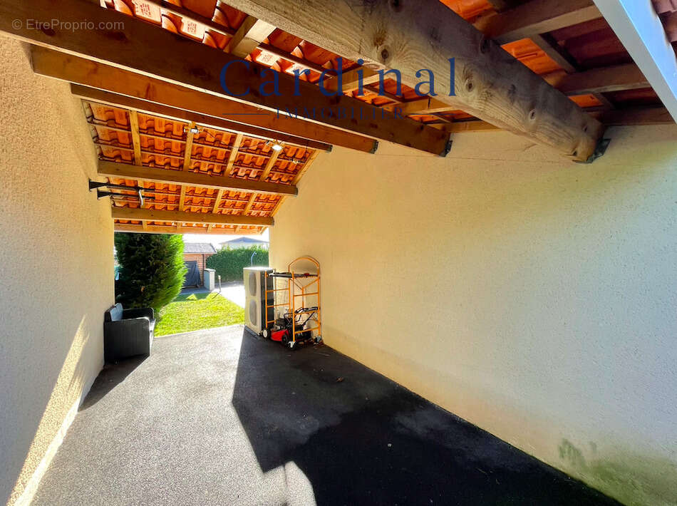 Maison à COURSAC