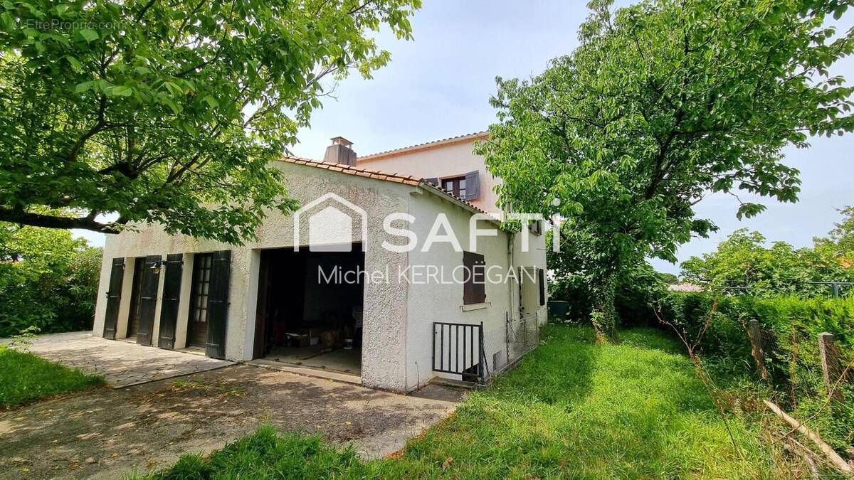 Photo 1 - Maison à SAINT-GEORGES-DE-DIDONNE