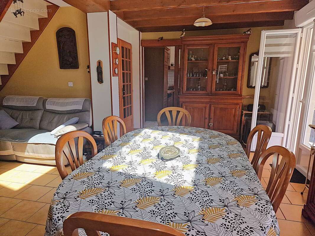 Maison à LA TURBALLE
