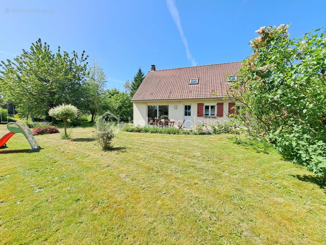 Maison à MAREUIL-CAUBERT