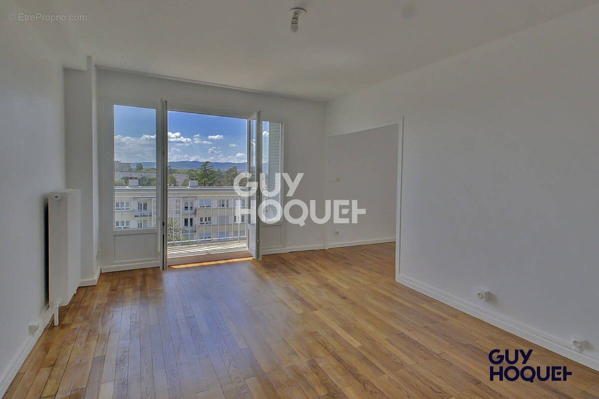 Appartement à LYON-5E