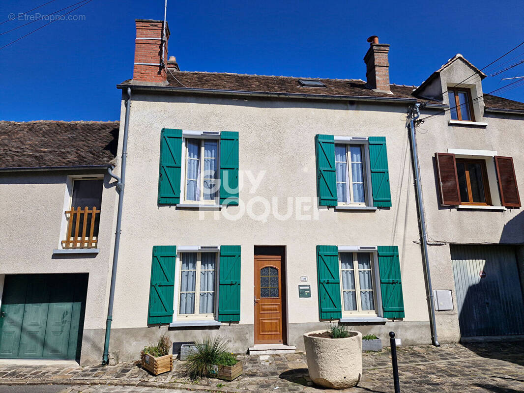 Maison à MORET-SUR-LOING