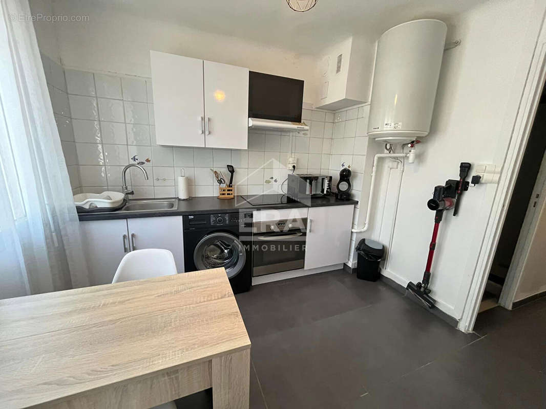 Appartement à PORT-DE-BOUC
