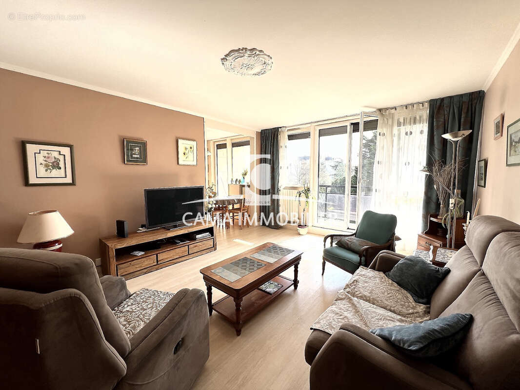 Appartement à VERSAILLES
