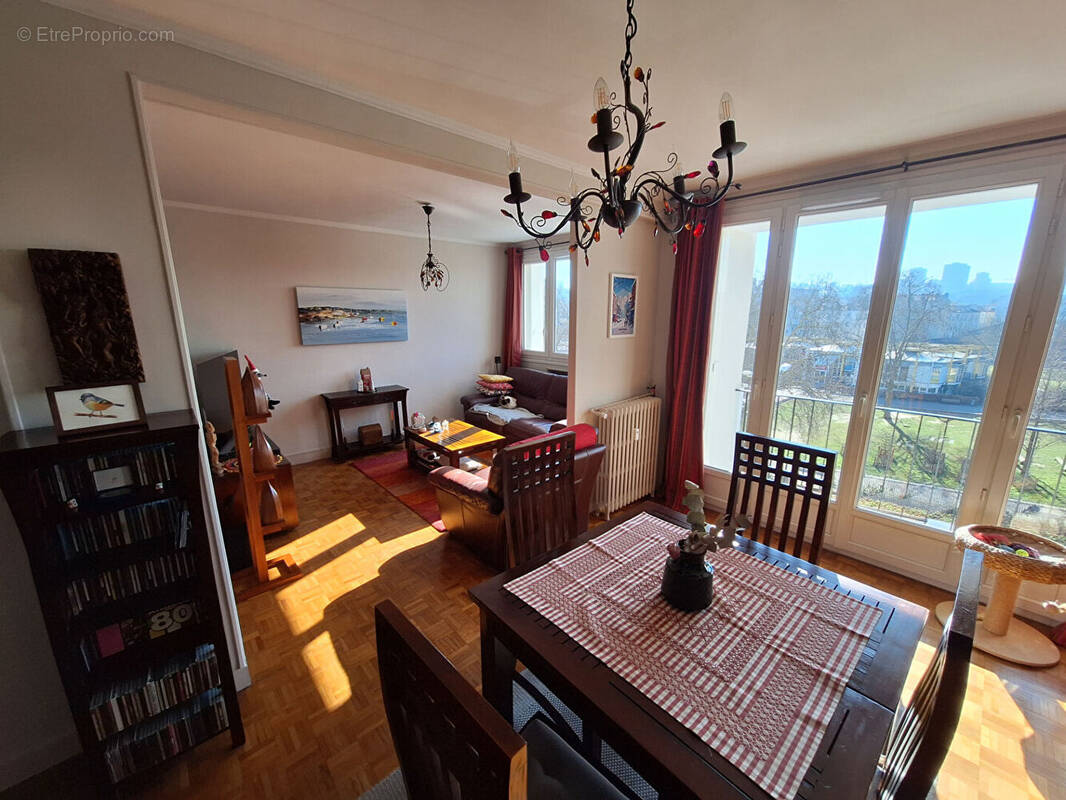 Appartement à PANTIN